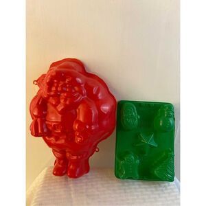 Jello Christmas molds Green and red